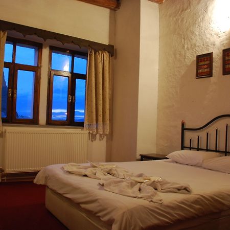 Yasin'S Place Backpackers Cave Hostel Göreme Eksteriør billede
