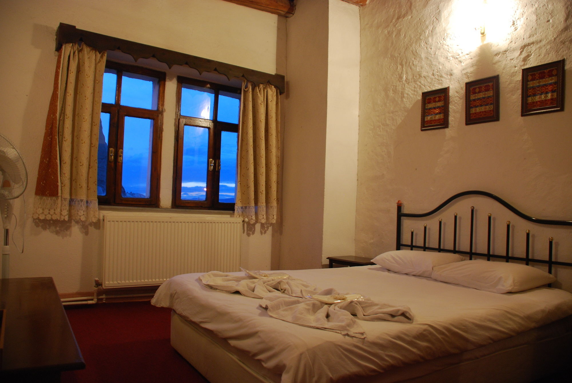 Yasin'S Place Backpackers Cave Hostel Göreme Eksteriør billede